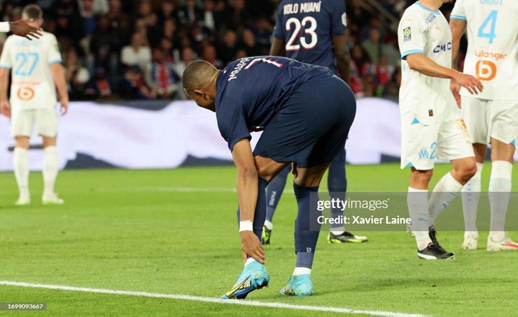 PSG trả giá đắt: Mbappe chấn thương, dễ nghỉ trận gặp Newcastle cúp C1 - 7