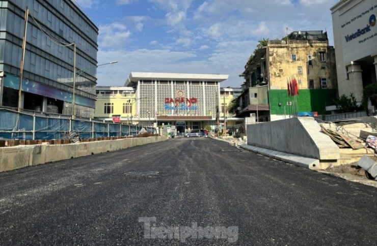 Hà Nội: Dỡ rào thi công ga ngầm trên đường Trần Hưng Đạo sau 4 năm tồn tại - 5