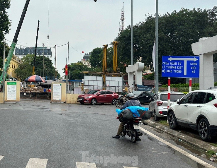 Hà Nội: Dỡ rào thi công ga ngầm trên đường Trần Hưng Đạo sau 4 năm tồn tại - 9