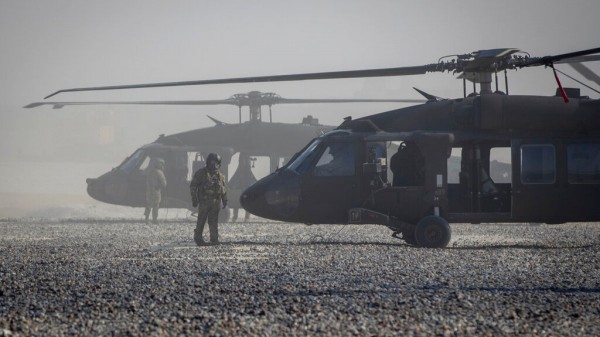 Đặc nhiệm Mỹ đổ bộ trực thăng, bắt sống chỉ huy IS ở Syria - 1