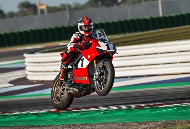 Siêu “quỷ đỏ” 2024 Ducati Panigale V4 SP2 ra bản kỷ niệm 30 năm