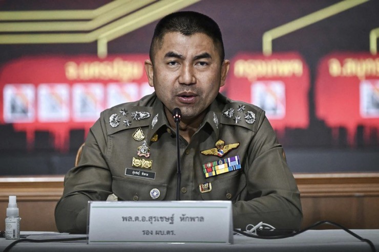 Tướng Surachate Hakparn, Phó Tư lệnh Cảnh sát quốc gia&nbsp;Thái Lan hiện đang bị điều tra vì nghi vấn liên quan đến đường dây đánh bạc trực tuyến.