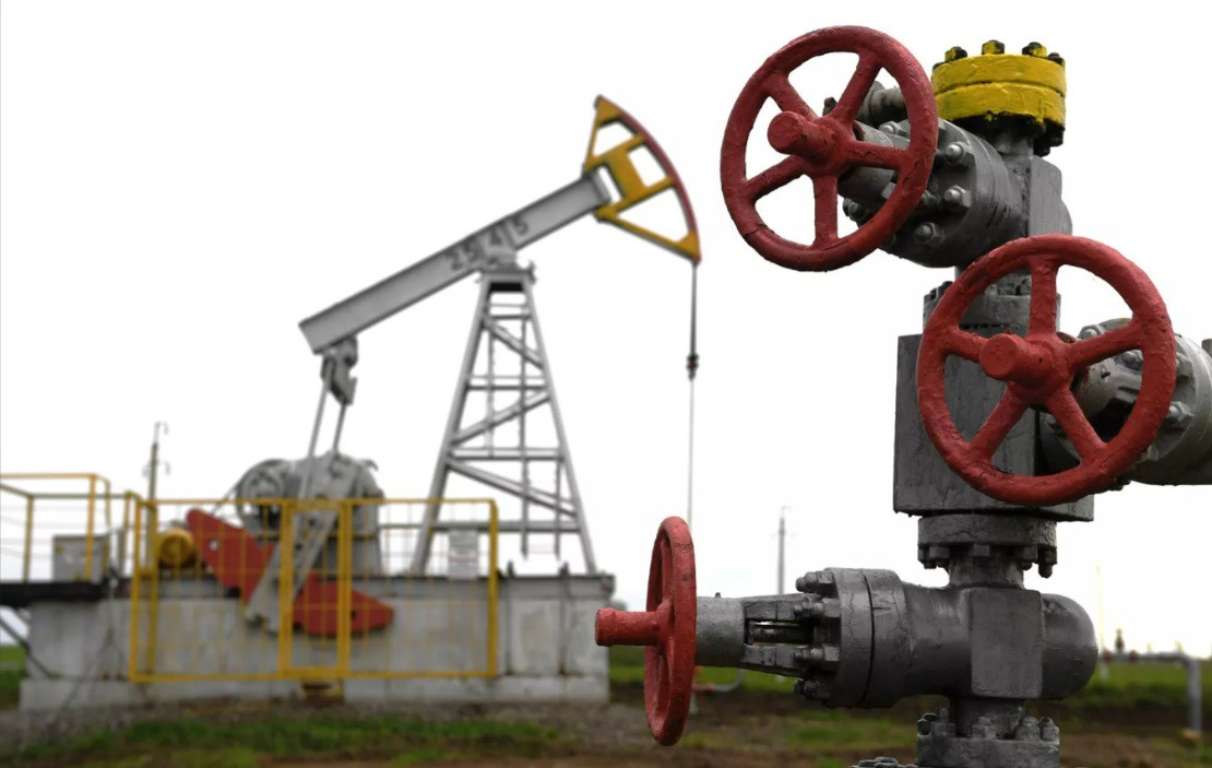 Giá xăng dầu hôm nay 28/9: Đồng loạt tăng mạnh - 1