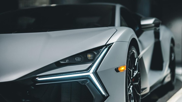 Siêu xe Lamborghini Revuelto có mặt tại thị trường châu Á, có giá bán hơn 43 tỷ đồng - 4
