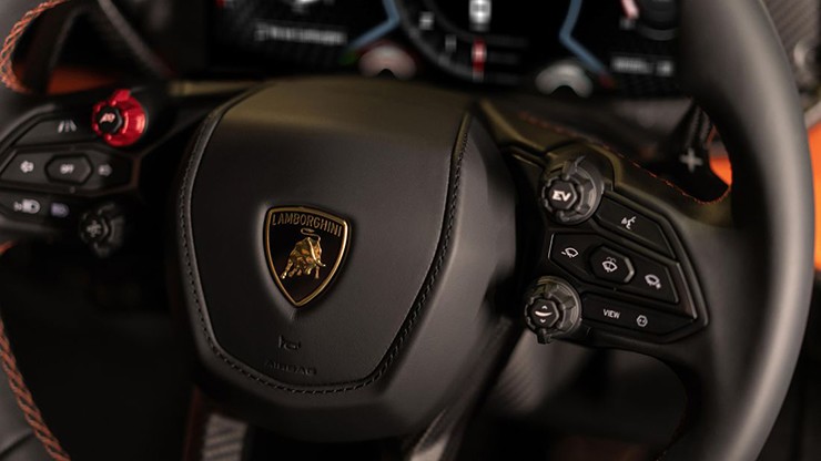 Siêu xe Lamborghini Revuelto có mặt tại thị trường châu Á, có giá bán hơn 43 tỷ đồng - 5