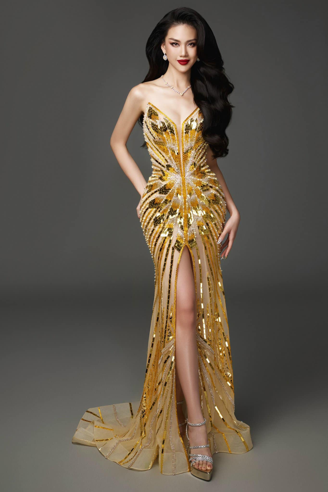 Hành trình trở thành Miss Universe Vietnam 2023 của Bùi Quỳnh Hoa - 3