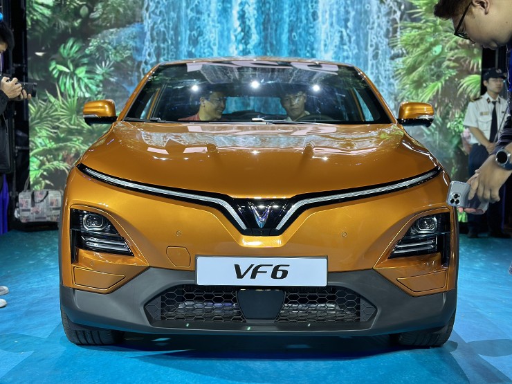 Đây là xe điện VinFast VF6 hoàn toàn mới có giá bán từ 675 triệu đồng