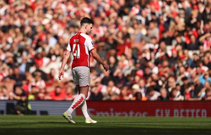 Arsenal sẽ không có sự phục vụ của&nbsp;Declan Rice vì chấn thương lưng