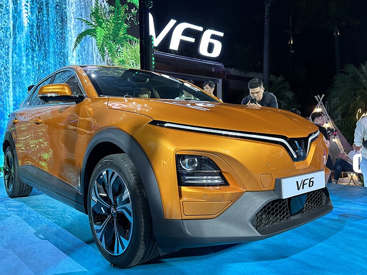 Đây là xe điện VinFast VF6 hoàn toàn mới có giá bán từ 675 triệu đồng
