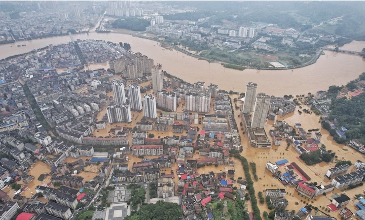 Huyện Bình Giang ở tỉnh Hồ Nam, miền trung Trung Quốc đang chịu ảnh hưởng nặng nề của lũ lụt.