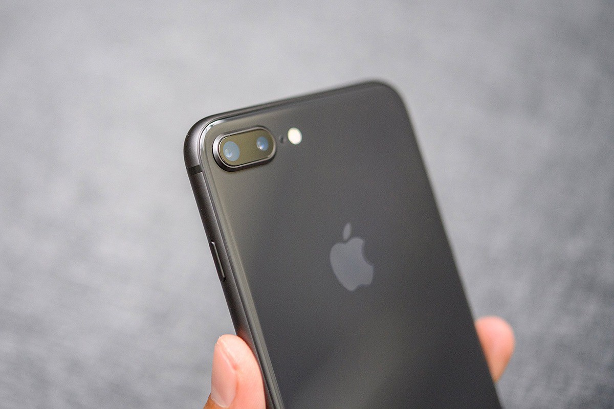 iPhone 11 và iPhone 8 Plus: Dưới 6 triệu mua iPhone nào? - 4