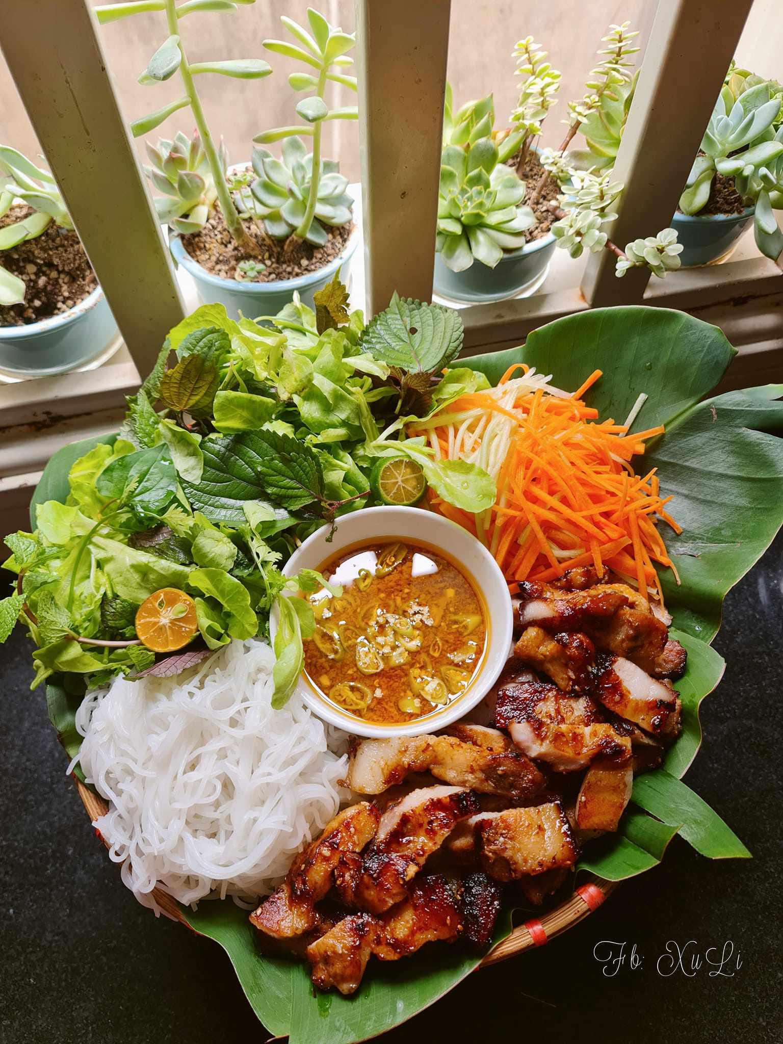 Bún thịt nướng