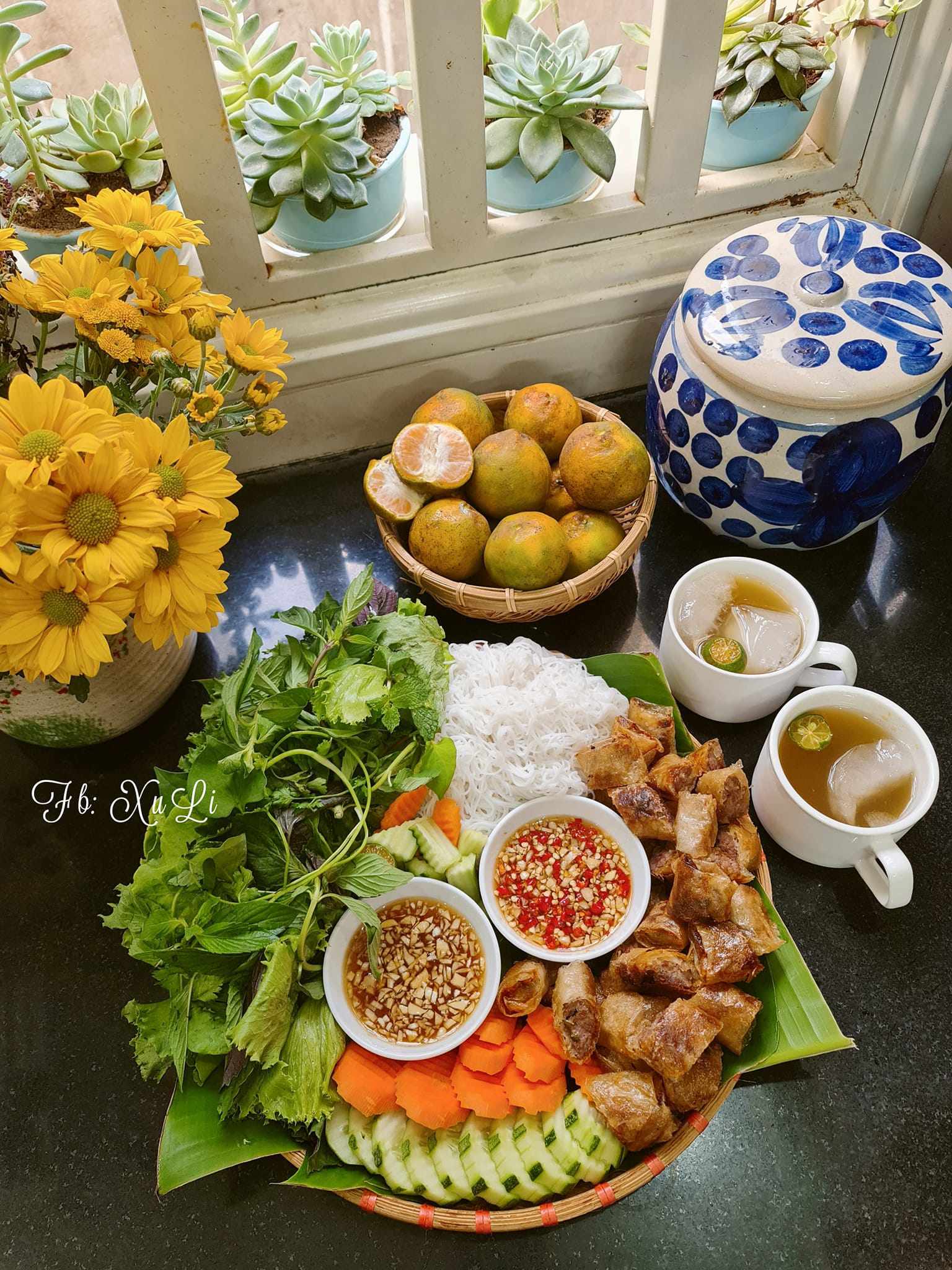 Bún chả giò