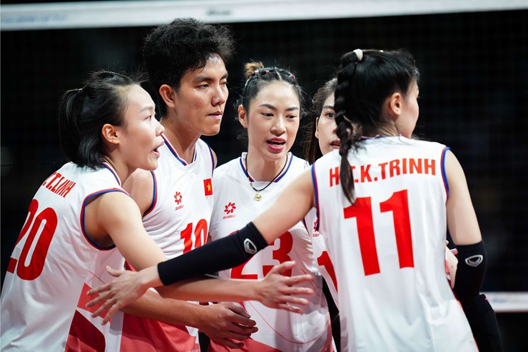 Tuyển bóng chuyền nữ Việt Nam lọt vào bán kết&nbsp;FIVB Challenger Cup 2024