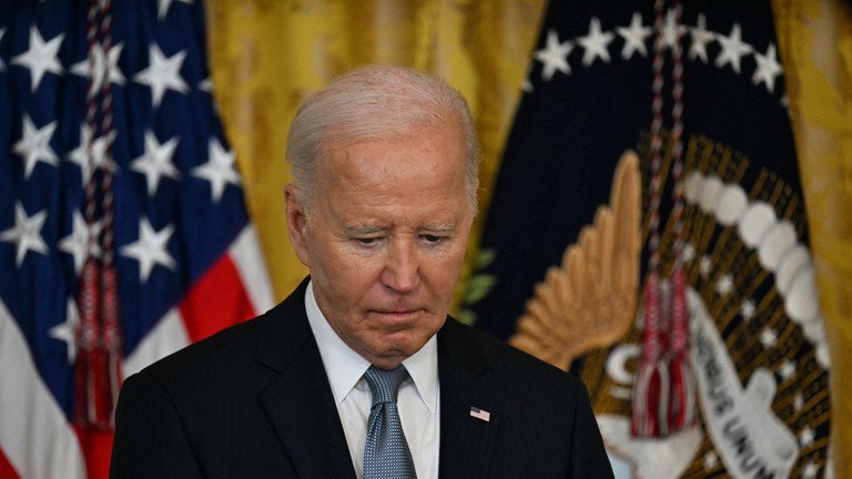 Tổng thống Mỹ Joe Biden được cho là đã bộc lộ gánh nặng tuổi tác ngày một rõ rệt.