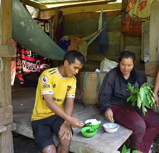 Hai anh chị đã gắn bó 7 năm qua, có với nhau 2 người con nhưng không may 1 bé đã qua đời.