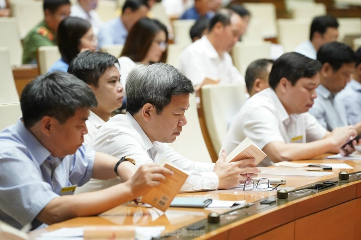 Trưởng ban Tuyên giáo T.Ư Nguyễn Trọng Nghĩa: 'Dư luận đồng tình xử nghiêm người đứng đầu để xảy ra tham nhũng, tiêu cực' - 4