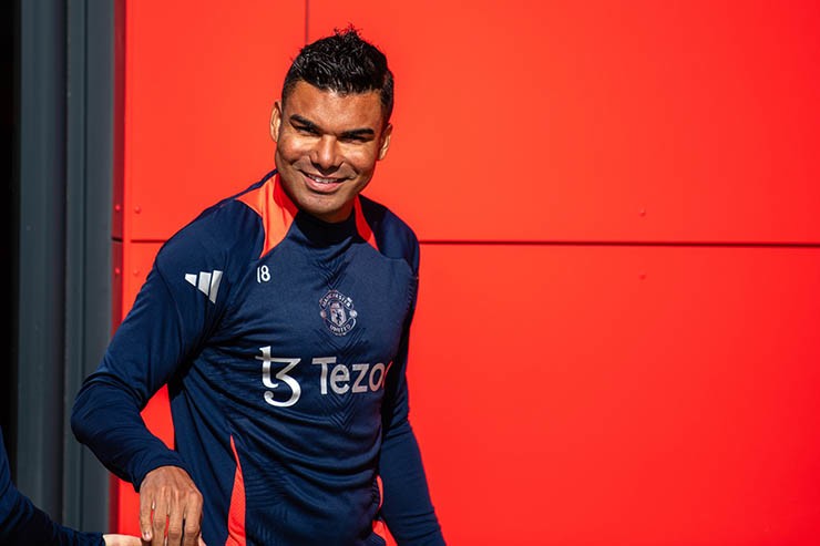 Casemiro cũng trở lại tập luyện cùng toàn đội