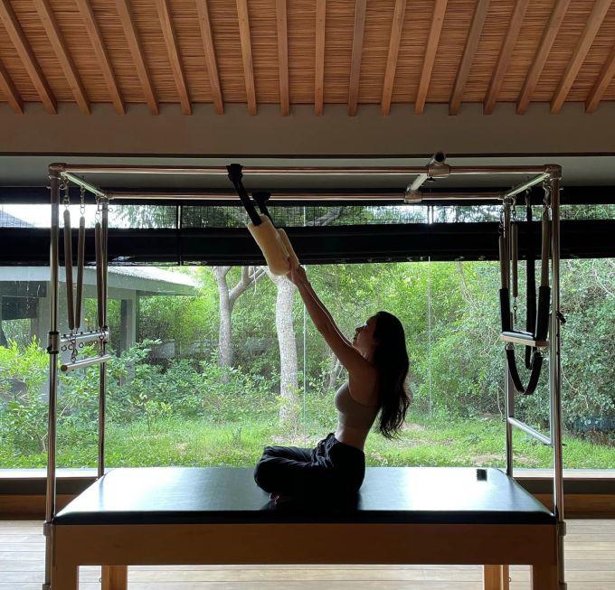 Midu kết thân với pilates được khoảng hai năm.