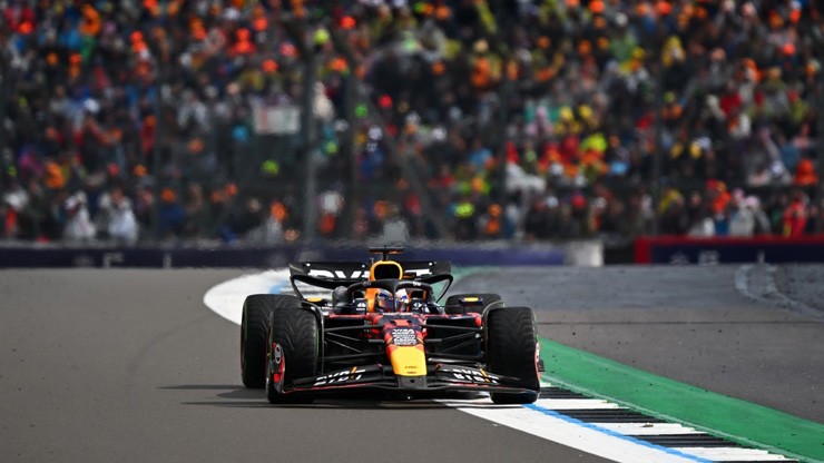 Verstappen về thứ 2 và gia tăng khoảng cách trên BXH cá nhân