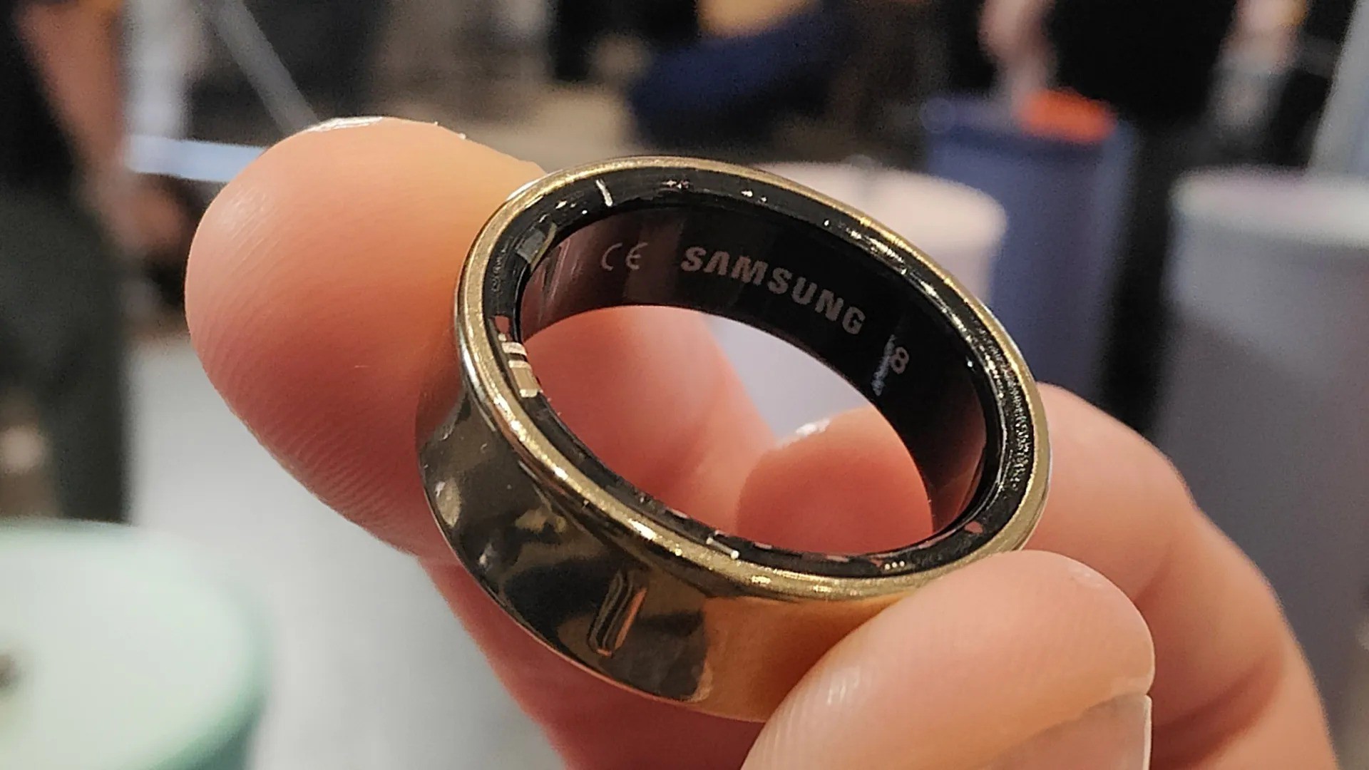 Galaxy Ring launched: Gesture control, price from 10 million VND - 1