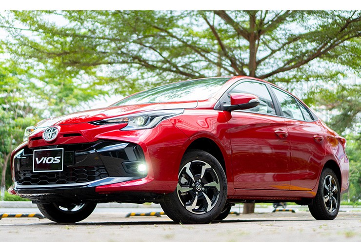 Toyota bán ra hơn 23.000 xe du lịch tại Việt Nam trong 6 tháng qua - 3