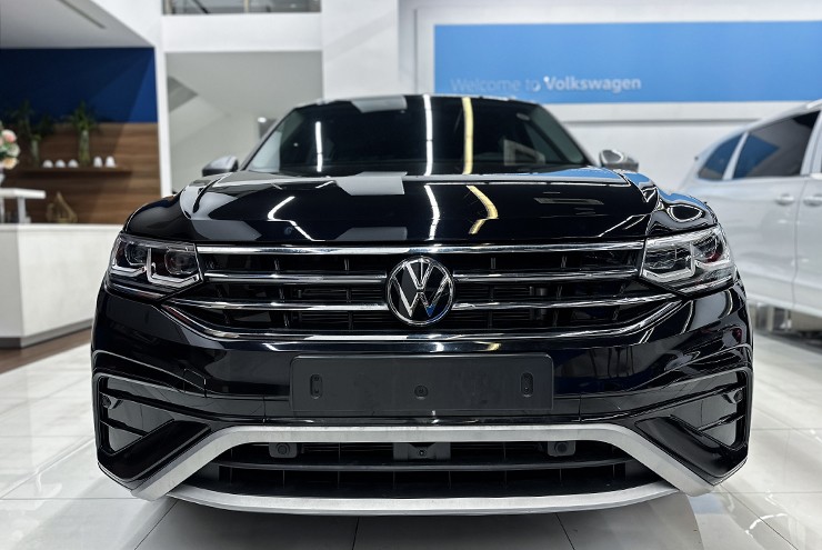 Đây là các nâng cấp mới trên xe Volkswagen Tiguan Platinum, giá bán gần 1,69 tỷ đồng - 3