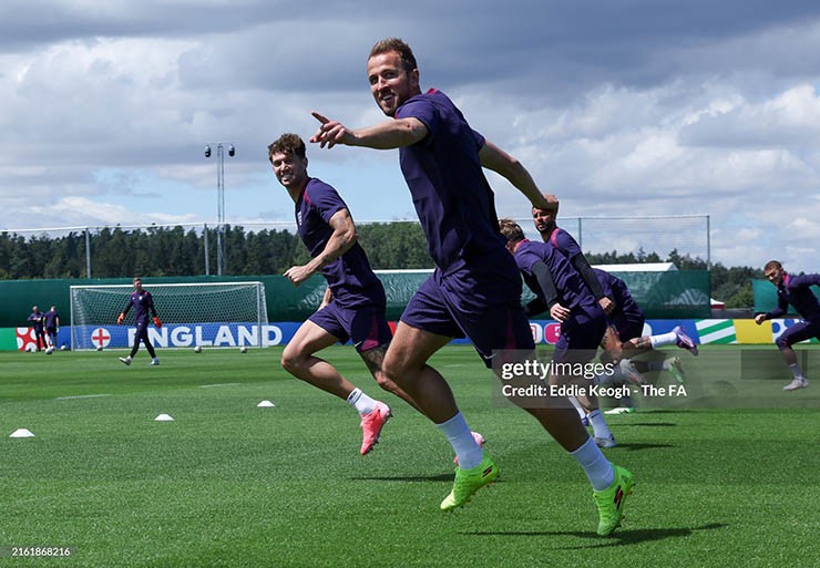 Tiền đạo Harry Kane tự tin trước trận chung kết