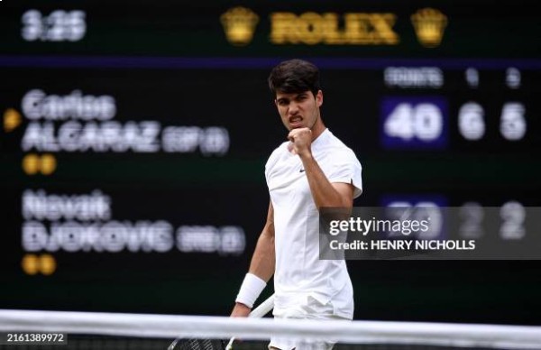 Trực tiếp tennis Alcaraz - Djokovic: Vỡ òa đăng quang sau loạt tie-break (Chung kết Wimbledon) - 4