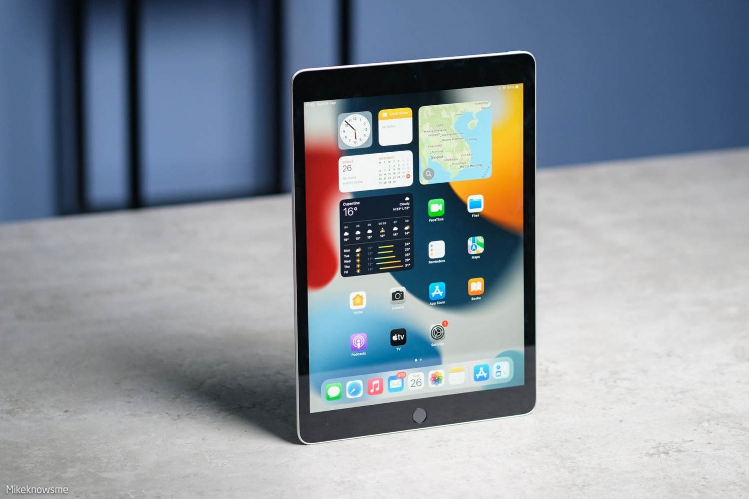 5 iPad models with beautiful screens and high performance worth buying in 2024 - 3