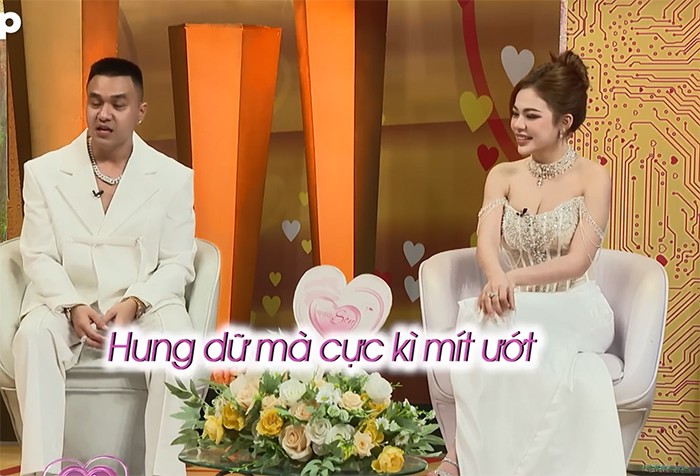 Gái xinh “một lần đò” kể chuyện đưa trai tân 