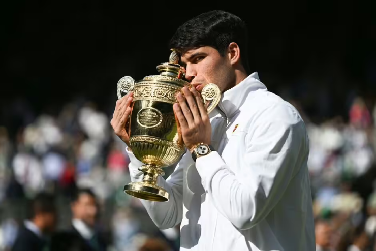 Alcaraz bảo vệ thành công danh hiệu Wimbledon