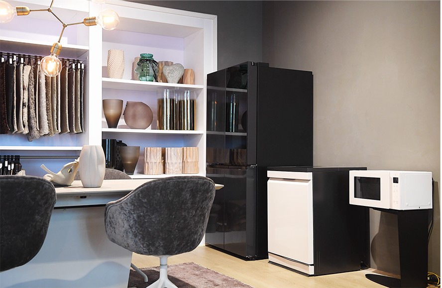 LG Objet Collection – a sophisticated fusion of interior and technology.