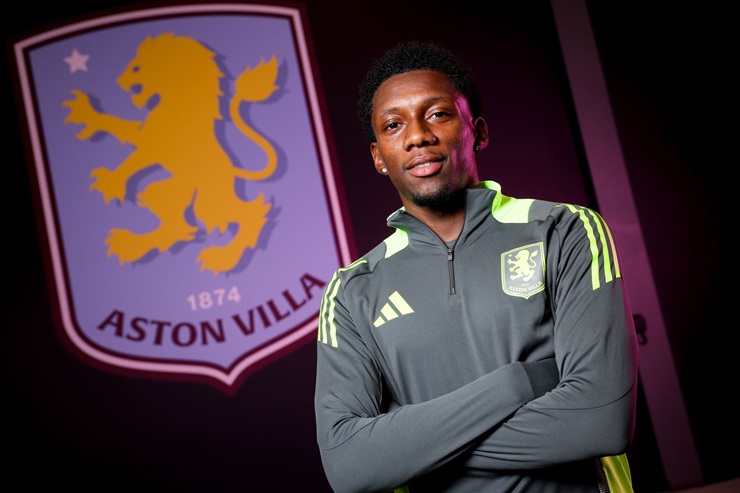 Philogene chính thức&nbsp;trở lại Aston Villa