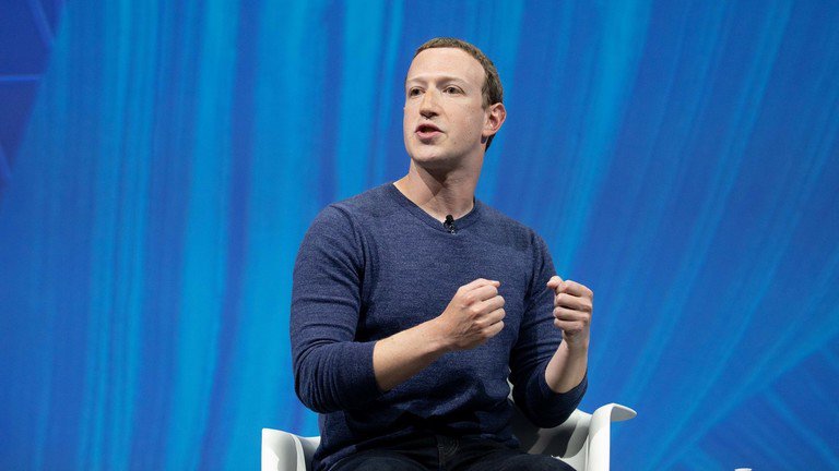 Tỷ phú Mark Zuckeberg năm nay tuyên bố sẽ không ủng hộ bất cứ ứng viên tổng thống nào.