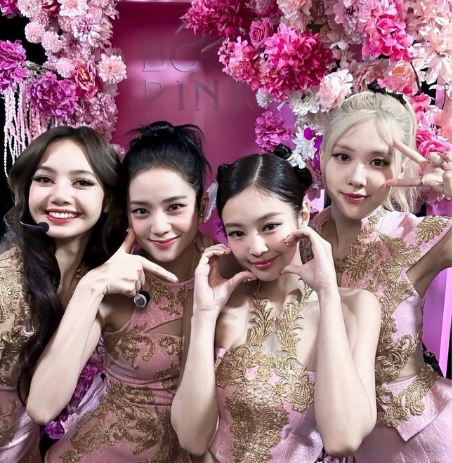 BlackPink khởi động chuyến lưu diễn vào năm 2025. Việt Nam từng là điểm dừng chân tour Born Pink (2023) của nhóm.