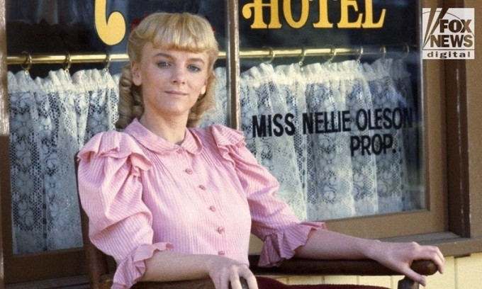 Alison Arngrim vào vai cô bạn xấu tính của Melissa.