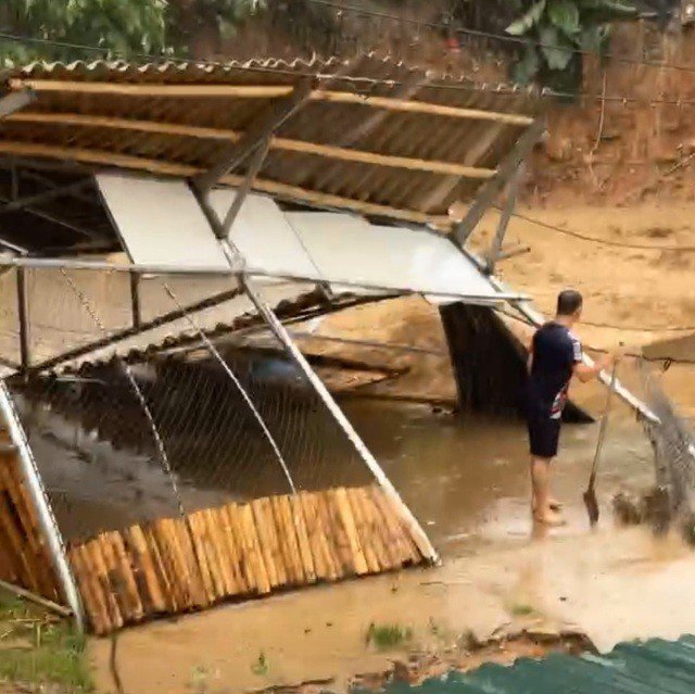 Lũ quét, sạt lở nghiêm trọng nhiều nơi ở vùng núi Thanh Hóa - 2