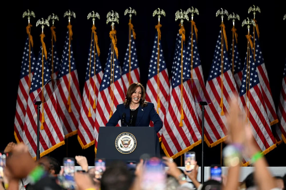 Phó Tổng thống Mỹ Kamala Harris tại buổi vận động tranh cử ở bang Wisconsin ngày 23-7. Ảnh: REUTERS