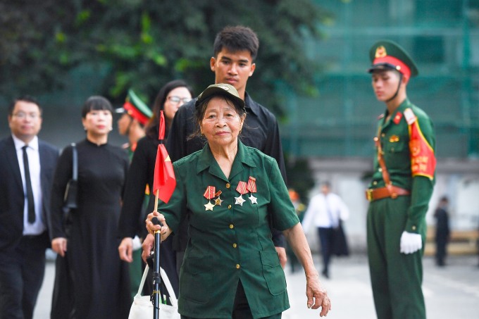 Người dân tiễn biệt Tổng Bí thư Nguyễn Phú Trọng - 36