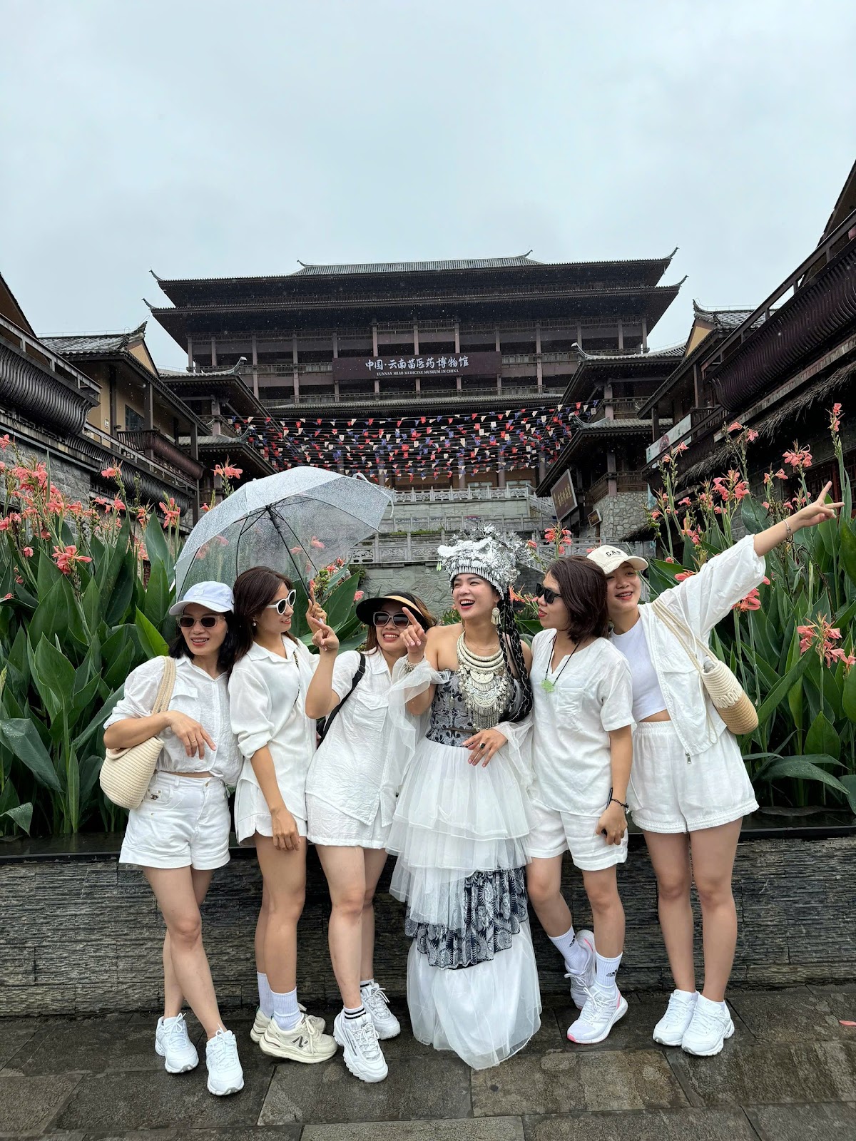 China Express Tour mang đến nhiều tour du lịch hấp dẫn