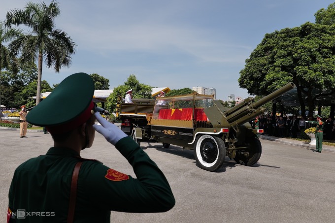 Tổng Bí thư Nguyễn Phú Trọng về với đất mẹ - 7