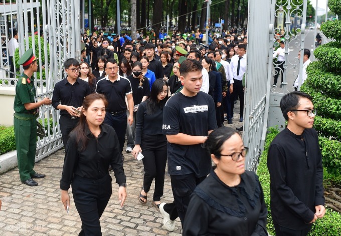 Ông Dương Trung Quốc: &#39;Lòng dân là thước đo chuẩn mực nhất&#39; - 40