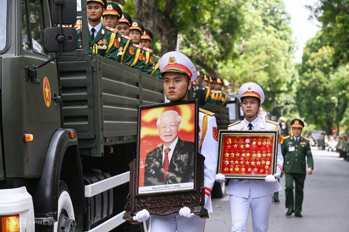 Tổng Bí thư Nguyễn Phú Trọng về với đất mẹ - 32