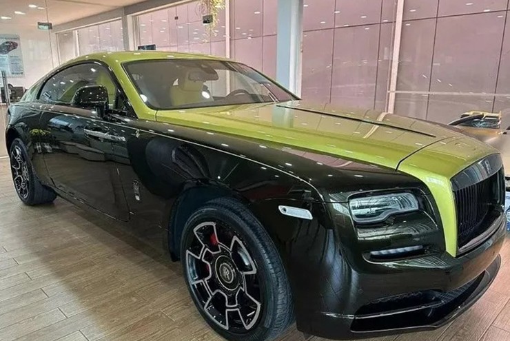 Rolls-Royce Wraith Black Badge ADM Sportive độc bản có mặt tại Việt Nam