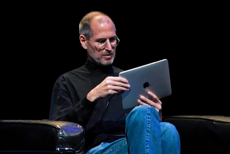 Mục đích ban đầu của Steve Jobs là iPad mà không phải iPhone.