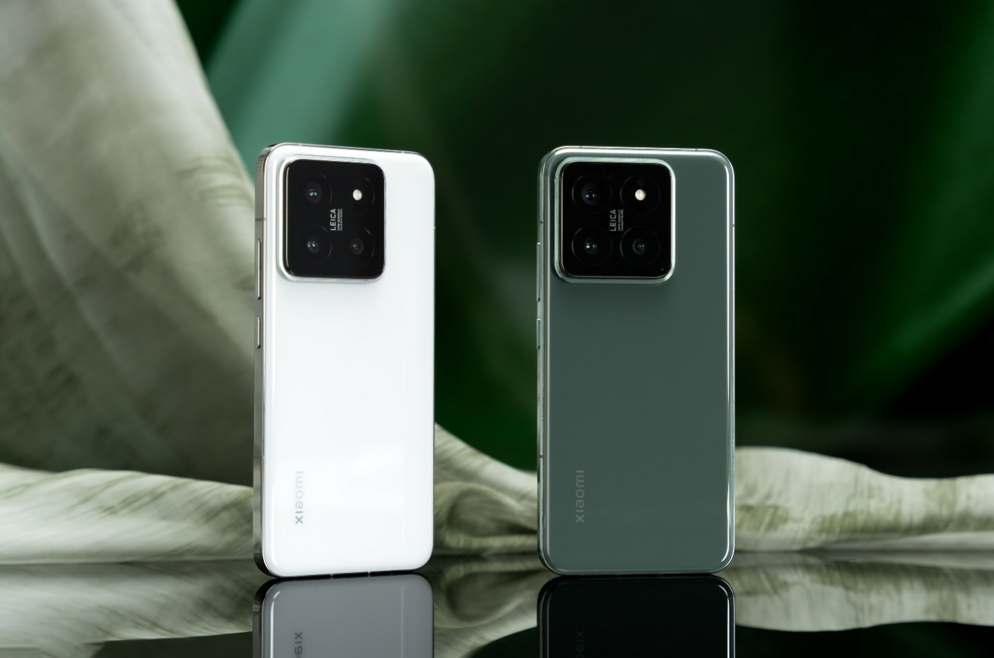 Xiaomi 15 phiên bản đặc biệt sẽ có thiết kế camera trong suốt một phần - 1