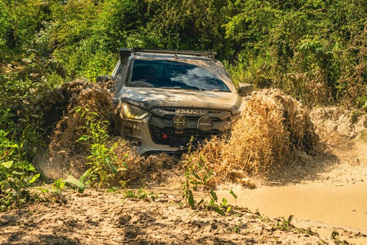 Isuzu DMax có thêm biển thể chạy Offroad siêu ngầu - 6