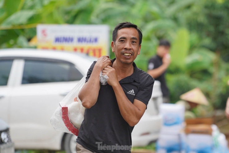 Những phần quà như một động lực thiết thực thể hiện tinh thần tương thân tương ái, 