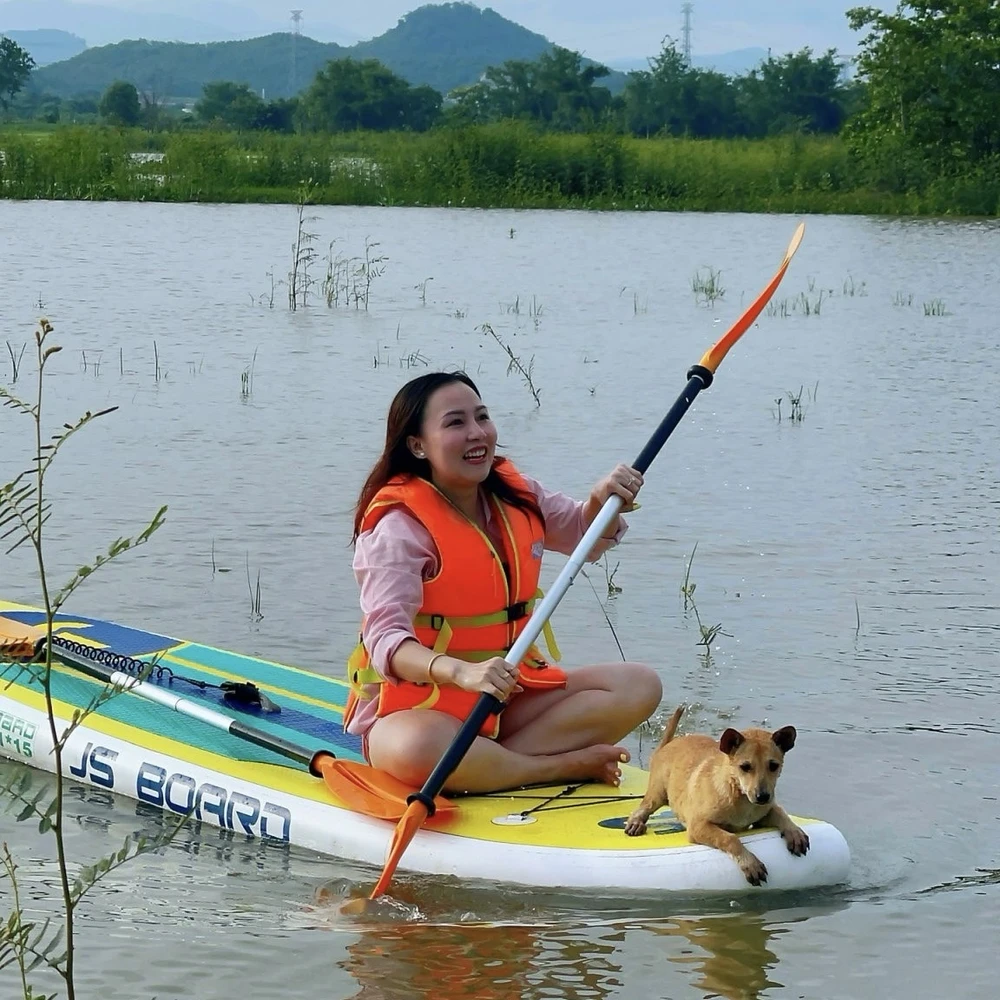 Hồ Suối Đá, tọa lạc tại huyện Hàm Thuận Bắc, tỉnh Bình Thuận là một trong những hồ tự nhiên lớn nhất của tỉnh Bình Thuận.